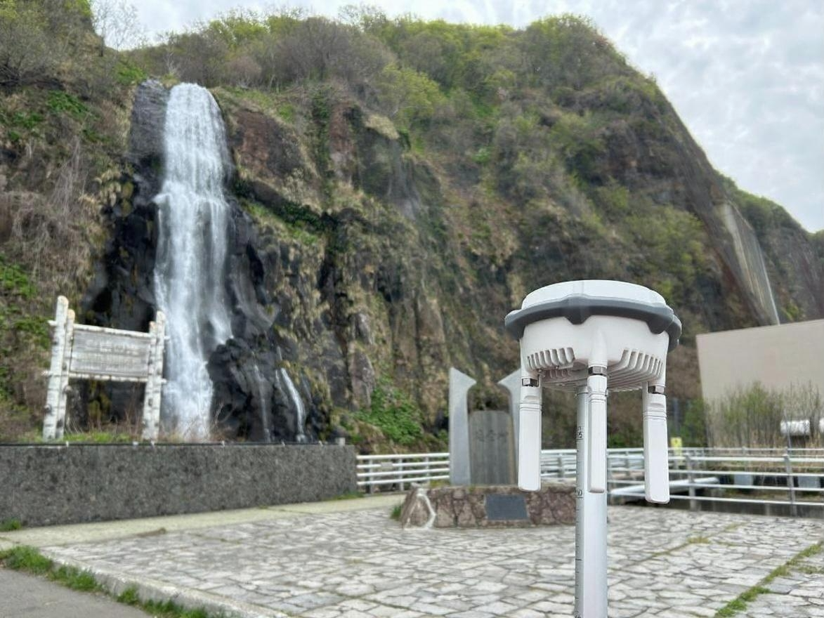 屋外現場での作業風景